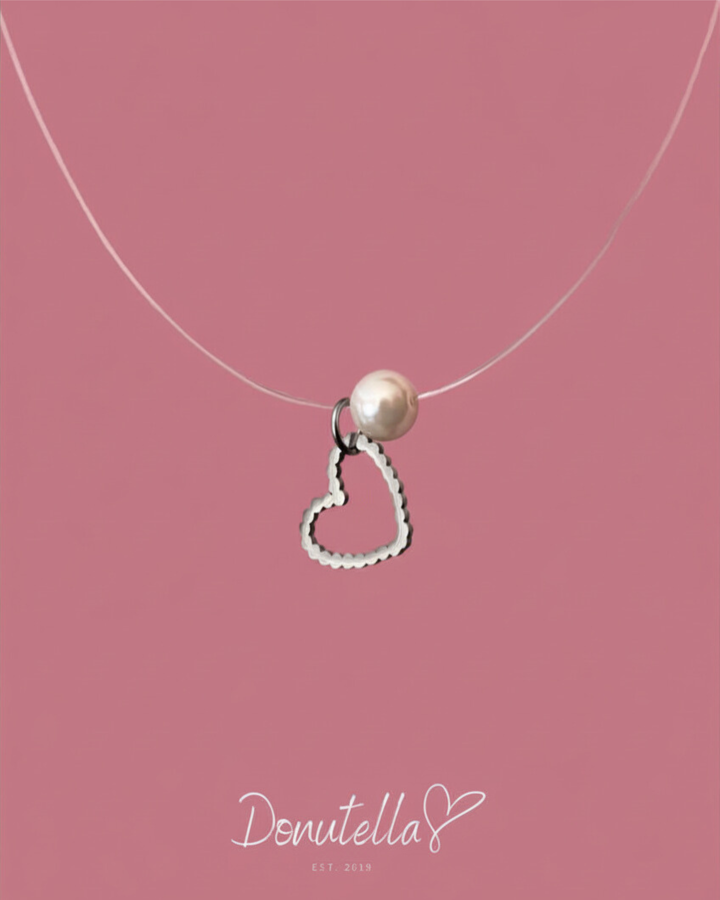 Nevidljiva ogrlica s obrisom srca