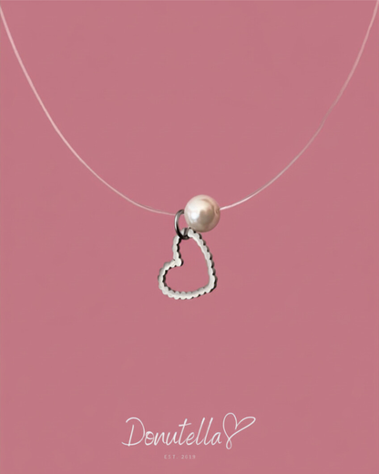 Nevidljiva ogrlica s obrisom srca