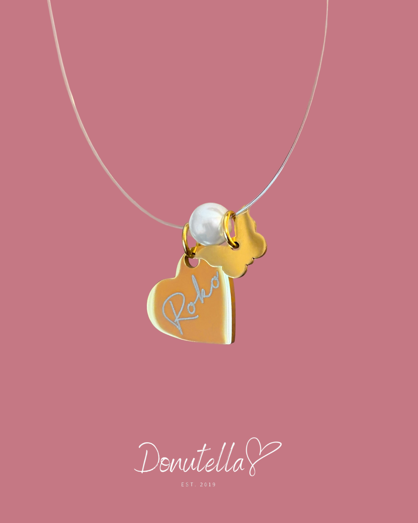 Nevidljiva ogrlica s gravurom i leptirićem