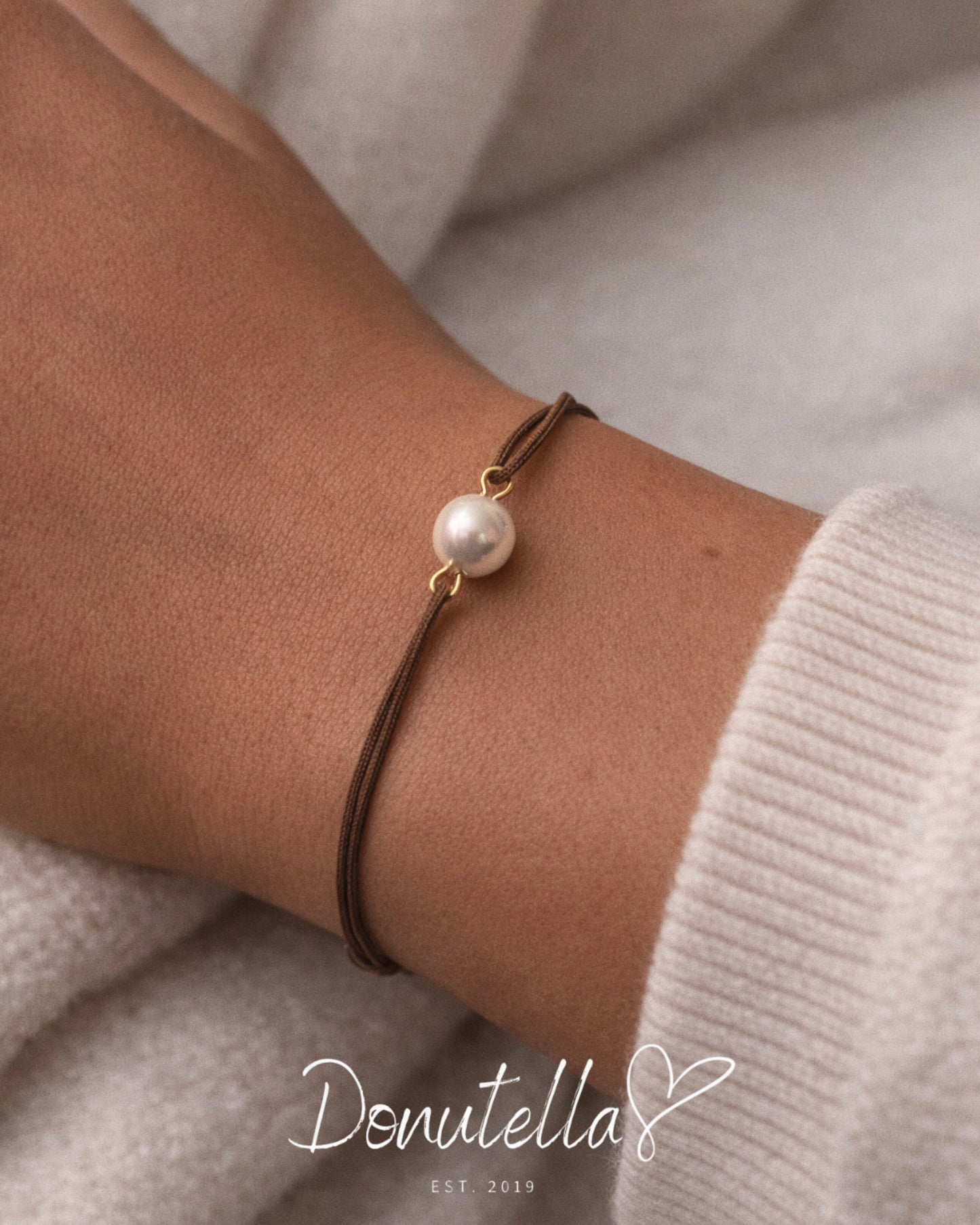 Narukvica sa sedef perlom (smeđa)